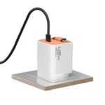 Porodo Tezpatro 45W GaN Charger with USB-C Retractable Cable - Image 3